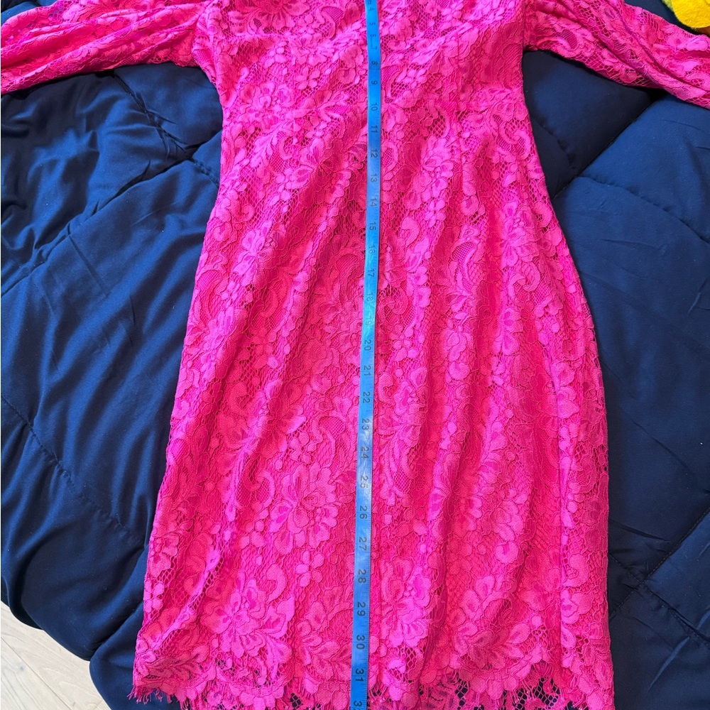 Trina Turk Akamai Lanai  pink lace overlay off shoulder dress size 4 NWT - Picture 10 of 13